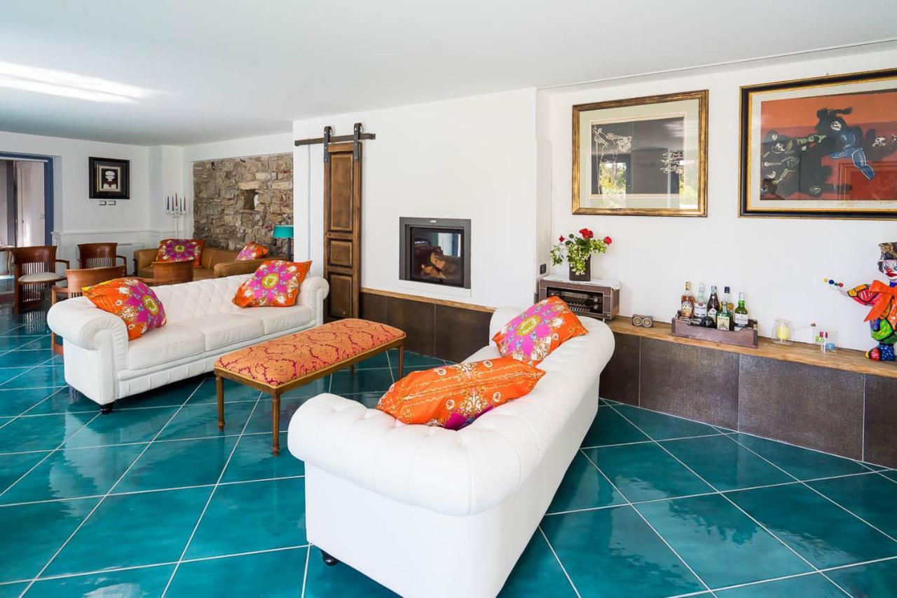 Ispani Inn Resort Екстер'єр фото