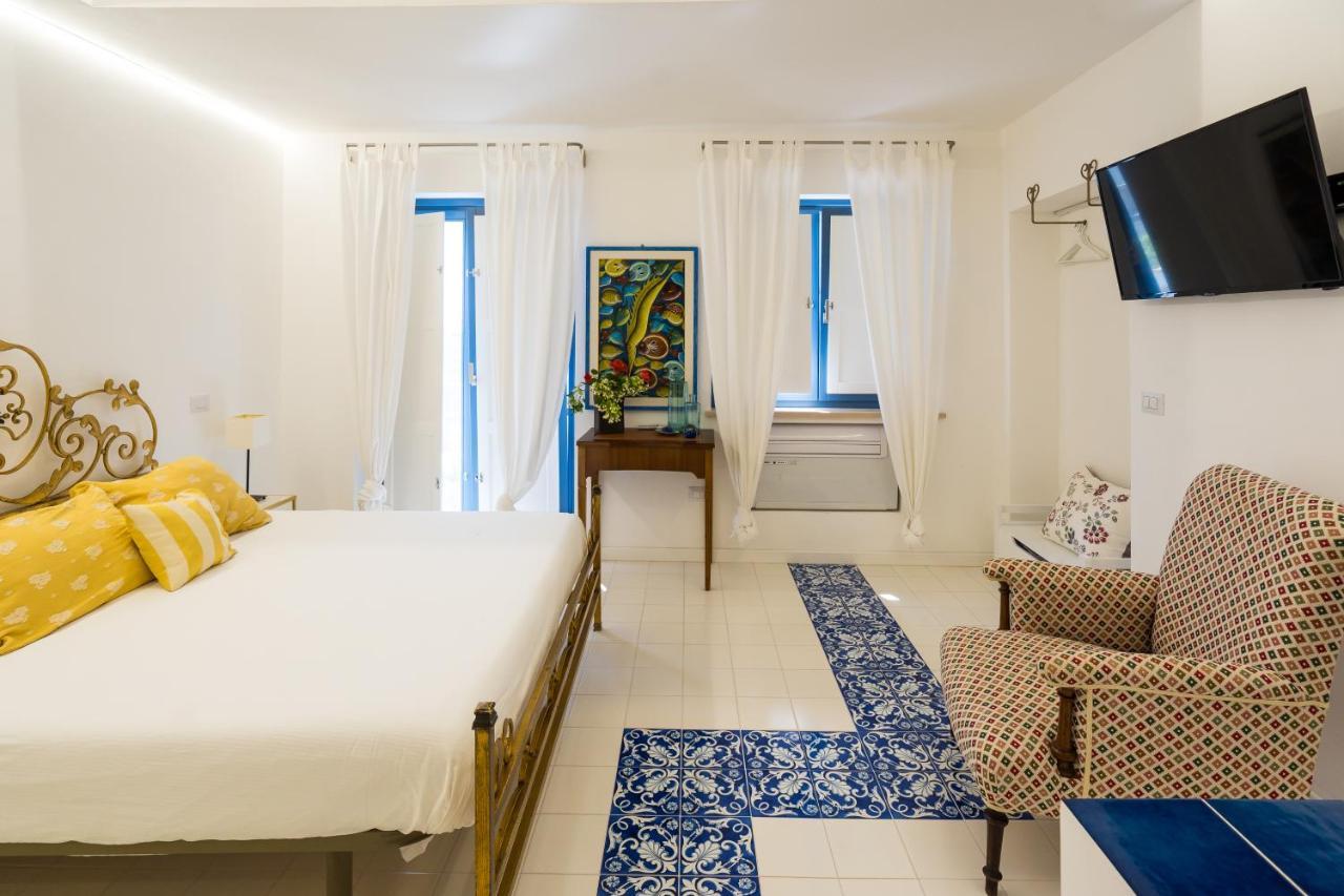 Ispani Inn Resort Екстер'єр фото