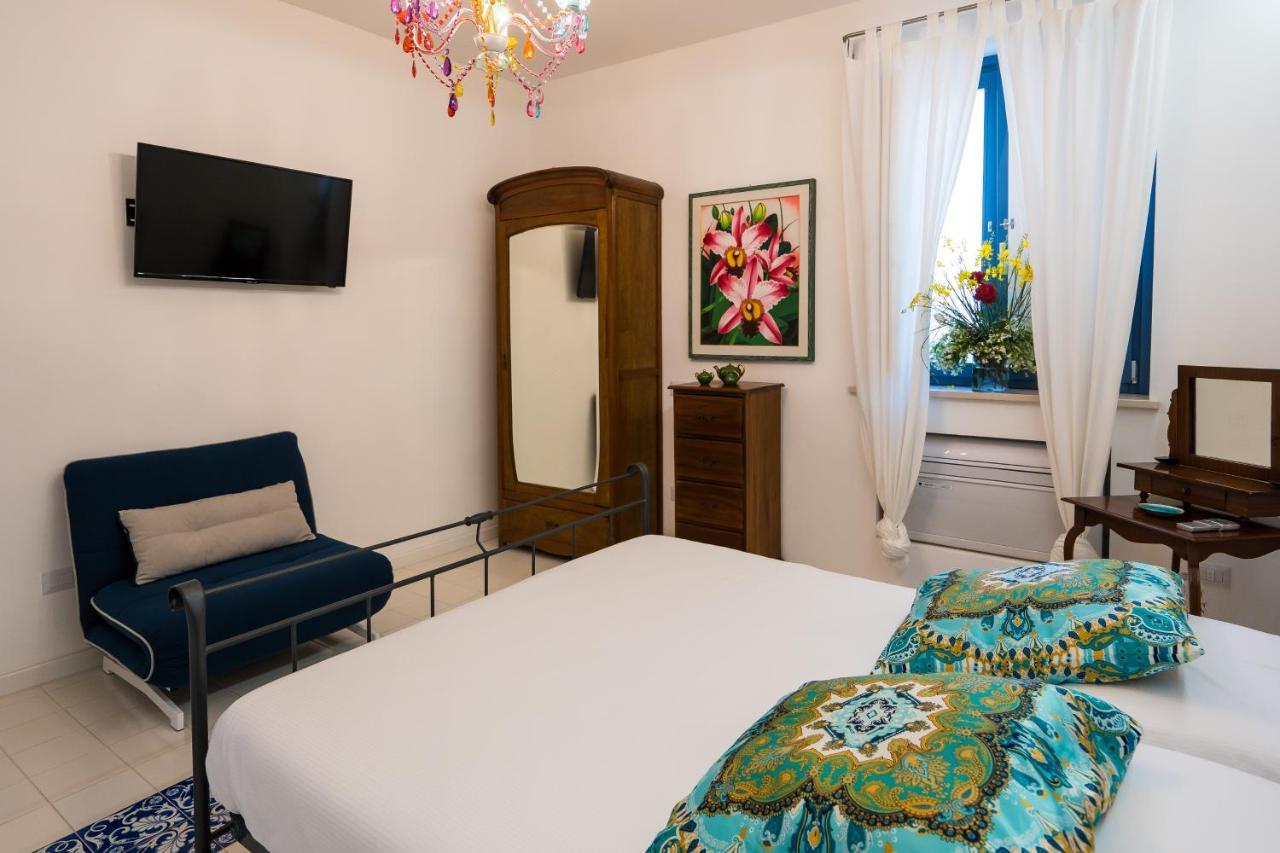 Ispani Inn Resort Екстер'єр фото